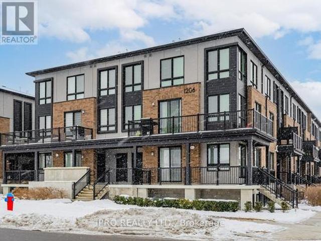 211 1 Main Street E, Milton, ON, L9T 9K6 townhouse for sale | Listing ID W11977 | Royal LePage