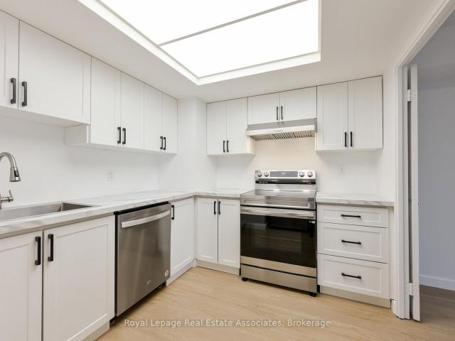 211 4 Tucana Court, Mississauga | Leased, W13046 | Condos. Ca
