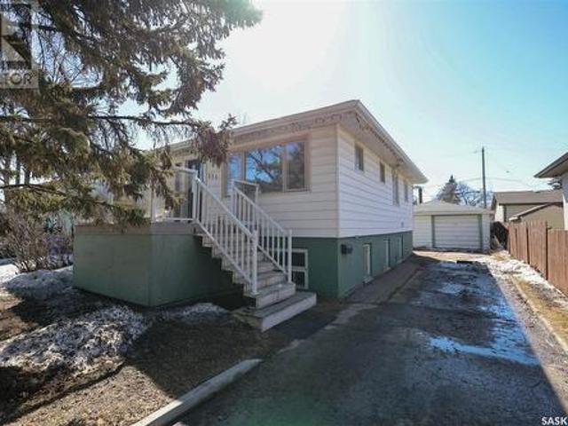 211 Broadway Avenue, Regina, SK, S4N 1B4 house for sale | Listing ID SK002377 | Royal LePage