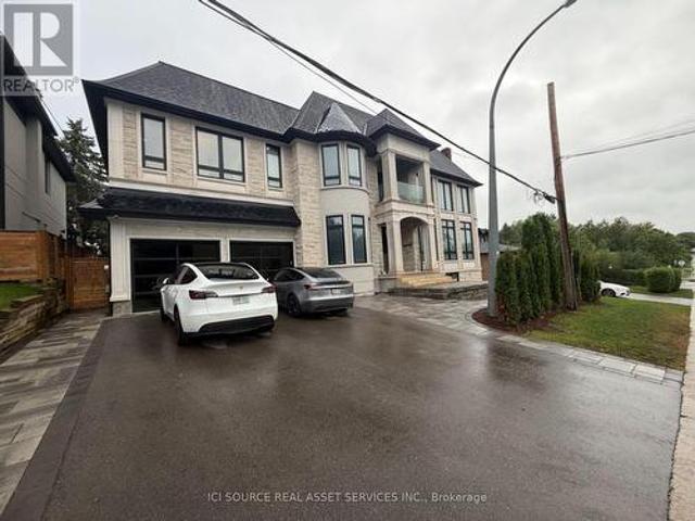 211 Kennedy Street W, Aurora, ON, L4G 2L9 house for lease | Listing ID N13633 | Royal LePage