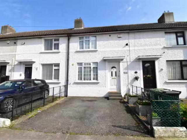 211 Larkhill Road, Whitehall, Dublin 9
