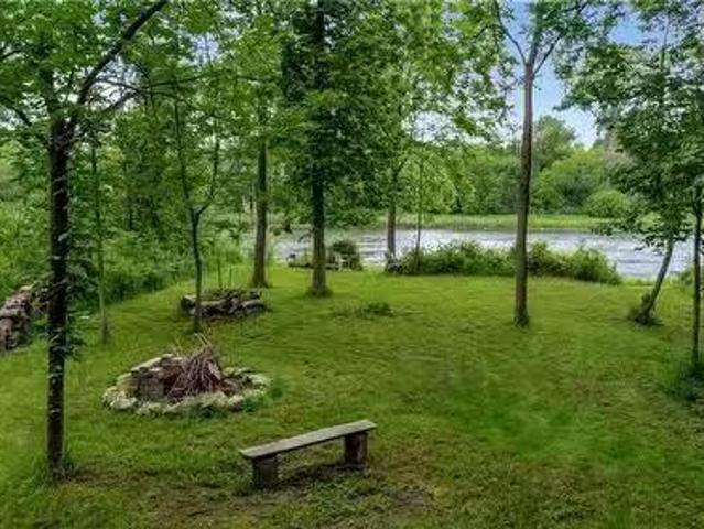 211 West River Road, Cambridge, ON, N1S 2Z9 house for sale.