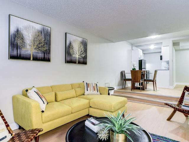2125 Saint Marc Street