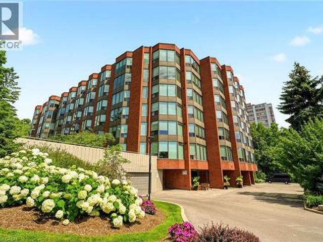 2121 Lakeshore Road Unit# 507, Burlington, ON, L7R 1C9 condo for sale | Listing ID 40846 | Royal LePage