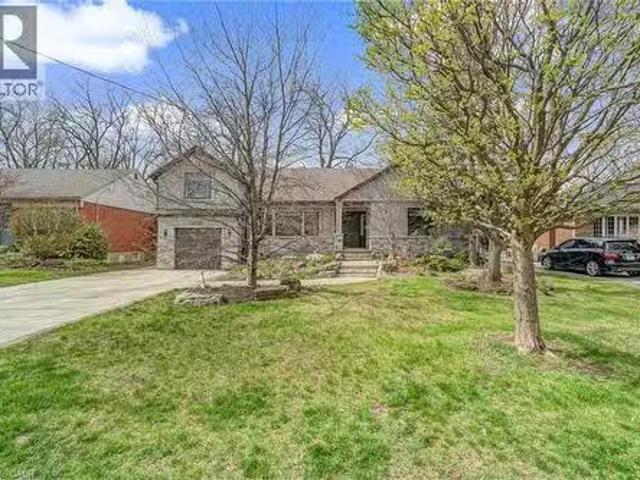 2123 Deyncourt Drive, Burlington, ON, L7R 1W2 house for sale.