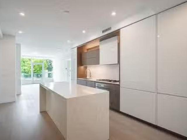 212 1342 Johnston Road, White Rock, BC, V4B 0C7 Single Famil.