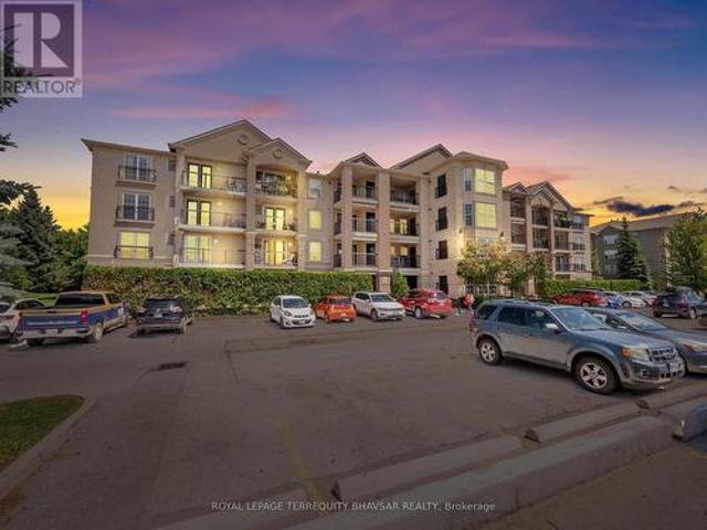 212 2065 Appleby Line, Burlington, ON, L7L 7H2 condo for sale | Listing ID W11890 | Royal LePage