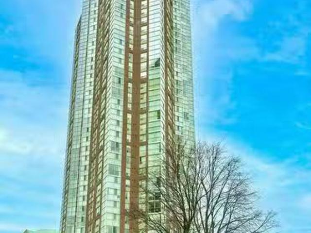 212 7 Concorde Place, Toronto, ON, M3C 3N4 condo for sale.