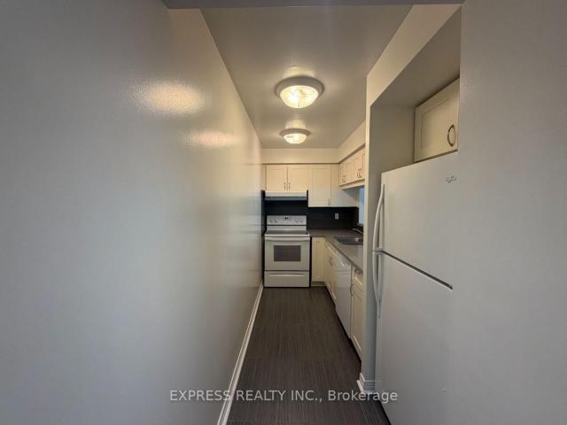 212 942 Yonge Street, Toronto | Leased, C13588 | Condos. Ca