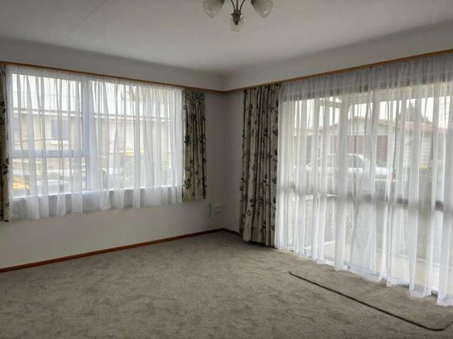 2/12 Chaucer Street, Milton, Clutha