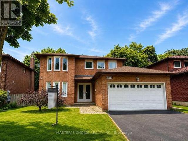 212 Fincham Avenue, Markham, ON, L3P 4B5 house for sale | Listing ID N13607 | Royal LePage