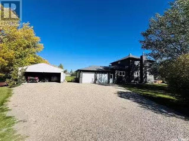 212 Qu'Appelle Street, Welwyn, SK, S0A 4L0 house for sale L.