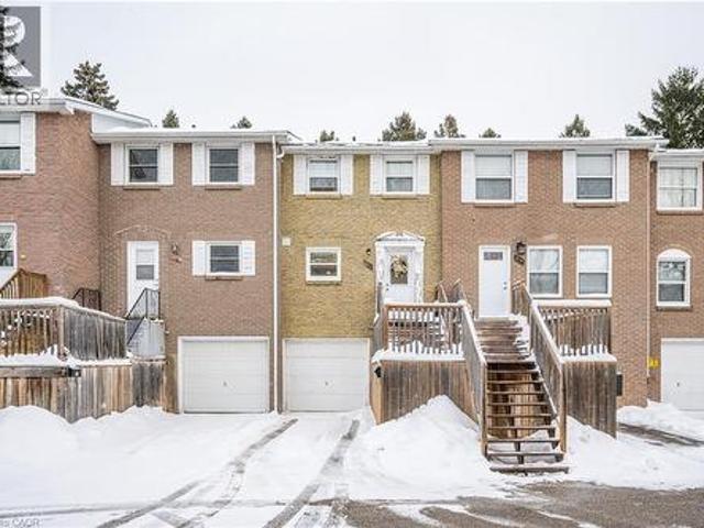212 Westcourt Place, Waterloo, ON, N2L 2R7 townhouse for sale | Listing ID 40820 | Royal LePage