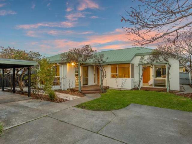 2/134 Matsons Avenue, Papanui, Christchurch City