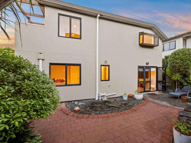 2/134 Kohimarama Road, Kohimarama, Auckland City