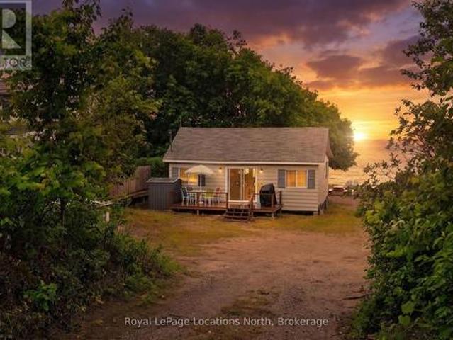 2134 Tiny Beaches Road S, Tiny, ON, L0L 1P1 house for sale | Listing ID S13552 | Royal LePage