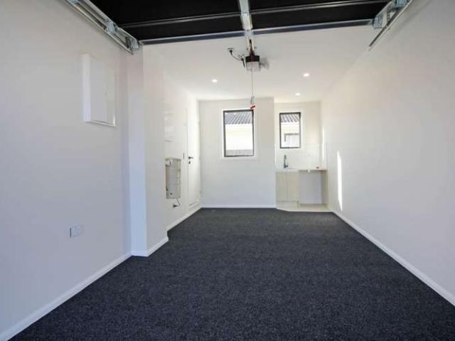 2/136 Penrose Road, Mt Wellington, Auckland City