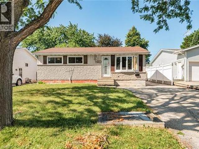 2138 Falmouth Terrace, Burlington, ON, L7P 1X9 house for sale | Listing ID 40850 | Royal LePage