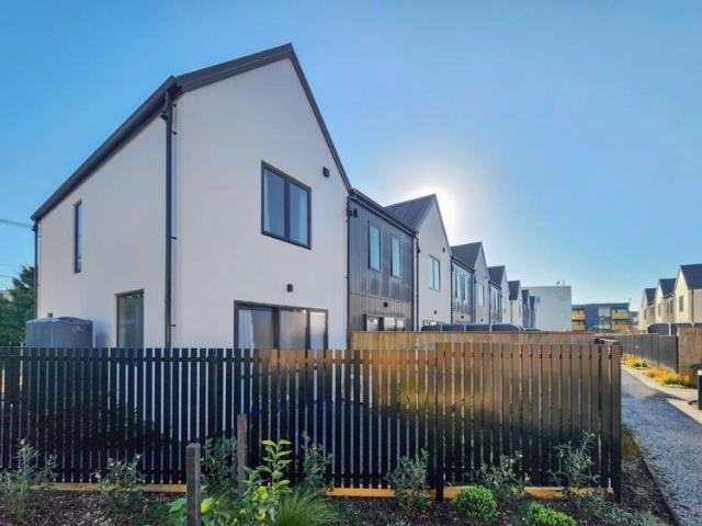 2/130 Cambridge Terrace, 1270, Lower Hutt City