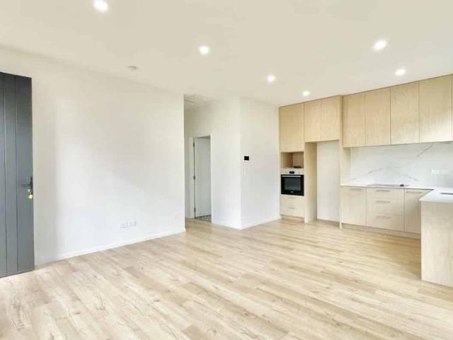 2/131 Rockfield, Road, Penrose