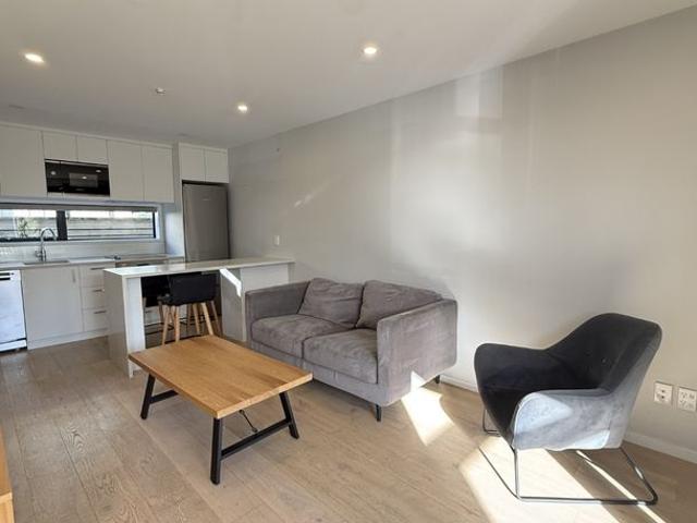 2/13 Parson Lane, Papatoetoe, Manukau City