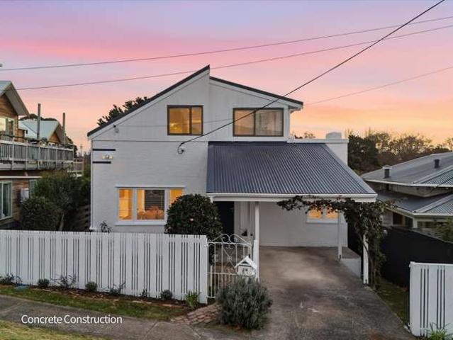 2/145 Victoria Road, Devonport, North Shore City