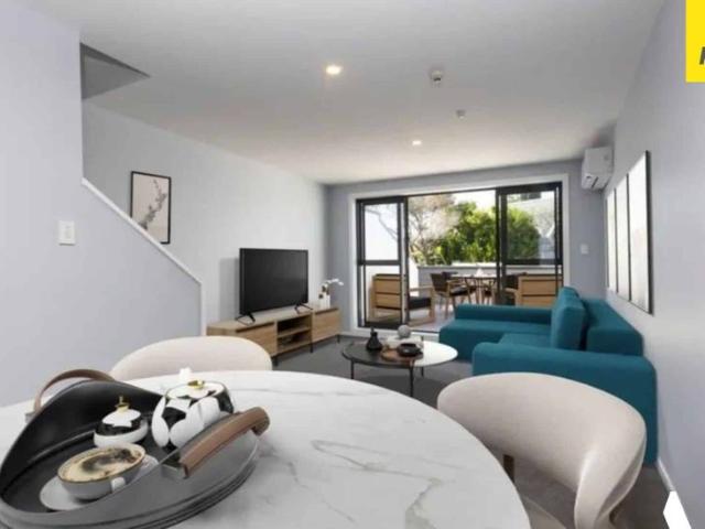 2/148 Arthur Street, Onehunga