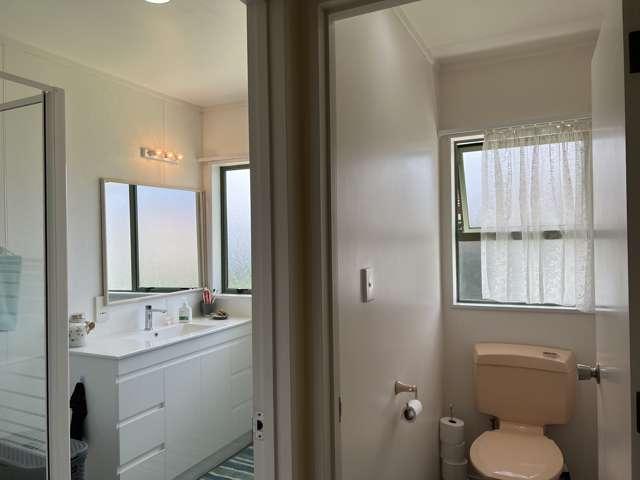 2/148 Bucklands Beach Road, Bucklands Beach, Manukau City