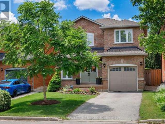 2140 Stillmeadow Road, Oakville, ON, L6M 3R1 house for sale | Listing ID W13476 | Royal LePage