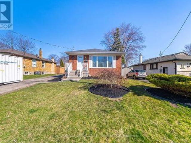 2143 Mountainside Drive, Burlington, ON, L7P 1B3 house for sale | Listing ID W12095 | Royal LePage