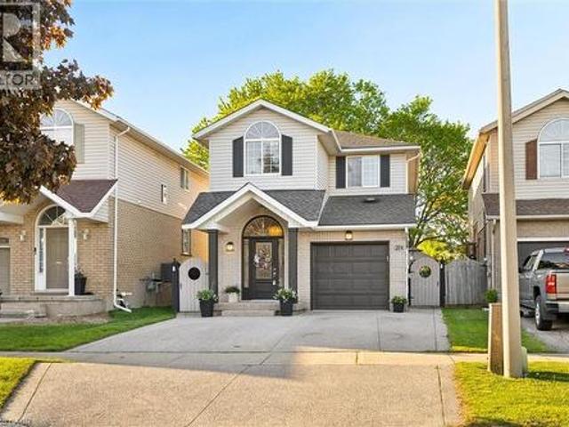 214 Grey Fox Drive, Kitchener, ON, N2E 3N2 house for sale | Listing ID 40836 | Royal LePage