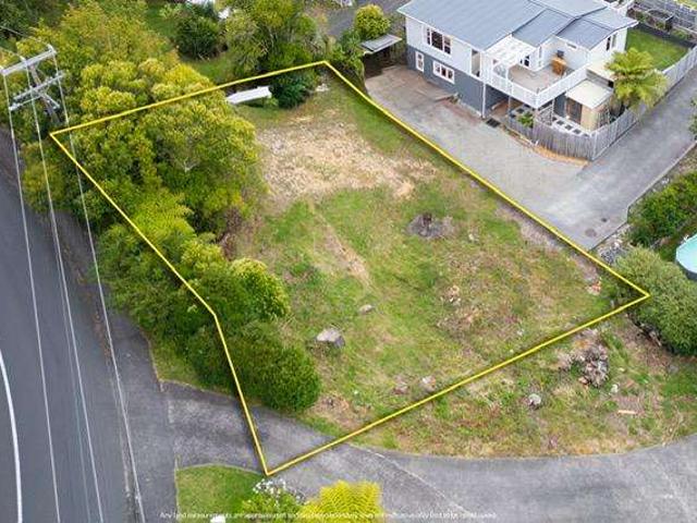 214 Old Titirangi Road, Titirangi, Waitakere City