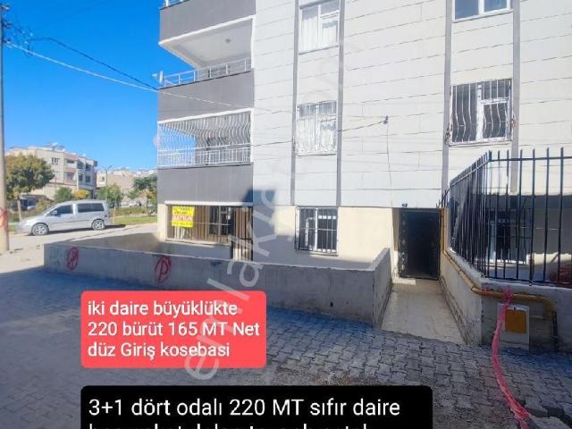 214 Mt Kullanimi 165 Mt Oturumu 4+0 Kiler Odası Var