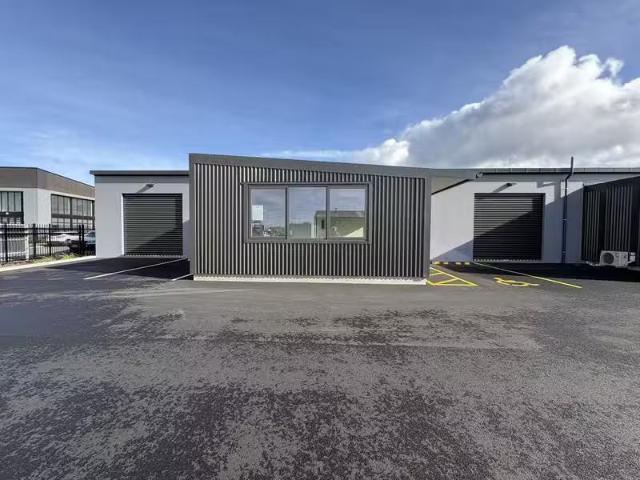 2/14 Seven Mile Drive, Belfast, NZ 8051 Industrial for Rent