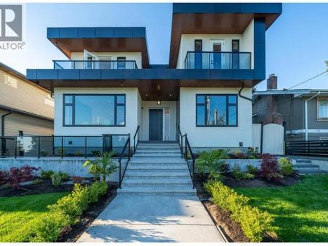 214 24Th Street W, North Vancouver, BC, V7M 2C4 house for sale | Listing ID R3142 | Royal LePage