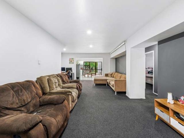 214a Edmonton Road, Te Atatu South, Waitakere City