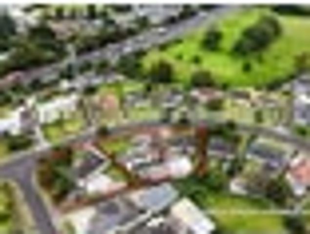 2155sqm Land with 19 Townhouses RC & EPA Approved