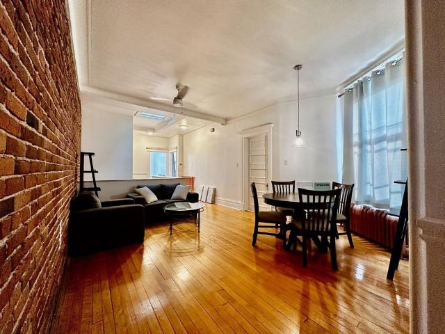 2158 Av. Prud'homme, Montréal Côte des Neiges, QC H4A