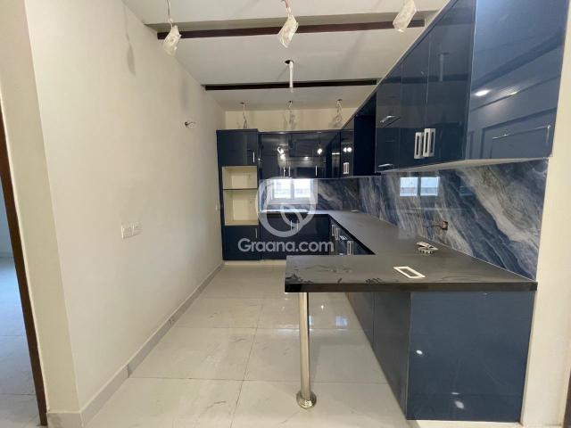 2150 Ft² House for Sale