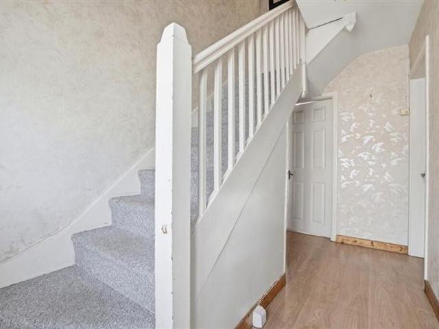 215,000 | 45 College Avenue, Clonmel, Tipperary REA Stokes & Quirke 5011 MyHome. Ie Residential