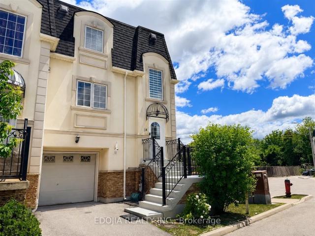 215 16th Avenue Townhouses | 215 16th Ave | 1 Townhouse for Sale & 1 Townhouse for Rent | Condos. Ca