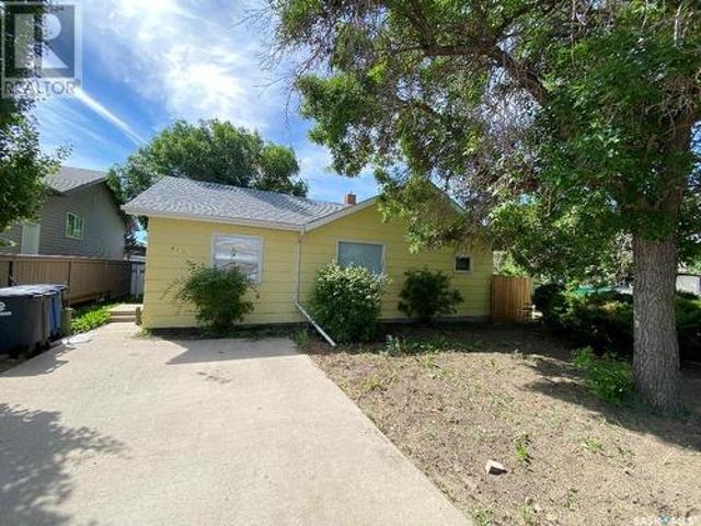 215 4Th Avenue W, Kindersley, SK, S0L 1S0 house for sale | Listing ID SK009437 | Royal LePage
