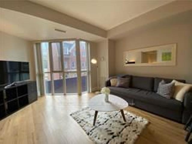 215 560 Front Street, Toronto | Leased, C13241 | Condos. Ca