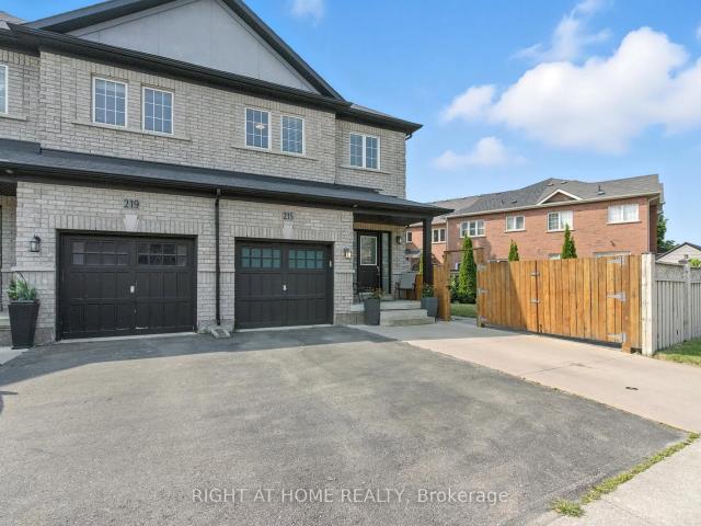 215 Canada Drive, Woodbridge | 3+1Beds/4Bath, Townhouse, $1,099,000 | Condos. Ca