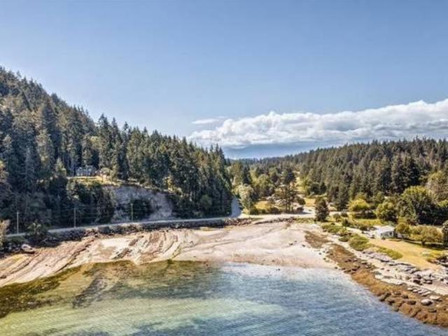 215 Easthom Road Gabriola Island BC House For Sale REW