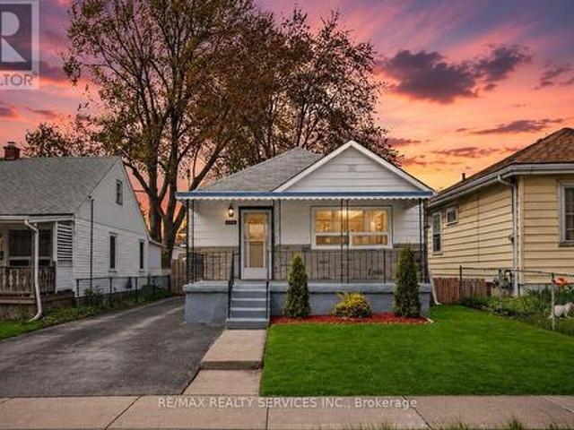 215 Highbury Avenue N, London East, ON, N5Z 2W6 house for lease | Listing ID X13613 | Royal LePage