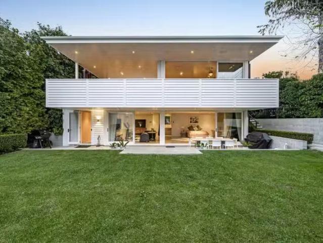 215 Jervois Road, Herne Bay, Auckland City