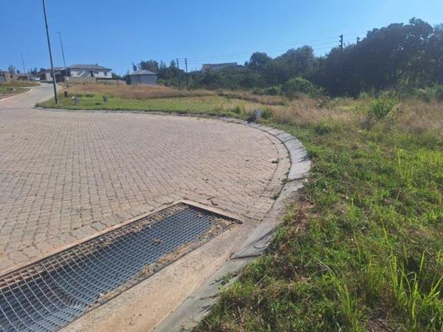 215 m² Land available in Kamagugu
