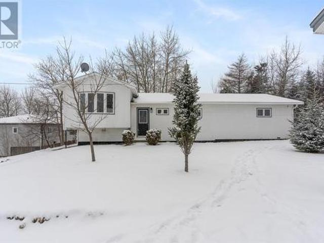 215 Main Street, Hare Bay, NL, A0G 2P0 house for sale | Listing ID 1282 | Royal LePage