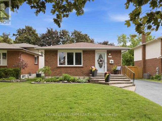 215 Seneca Avenue, Oshawa, ON, L1G 3V5 house for sale | Listing ID E13467 | Royal LePage